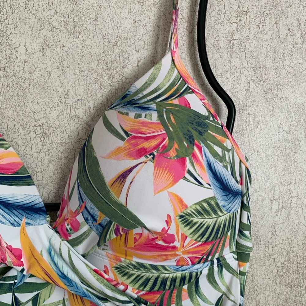 Liz Claiborne Tropical Swimsuit one piece size 16 EUC - Picture 3 of 7